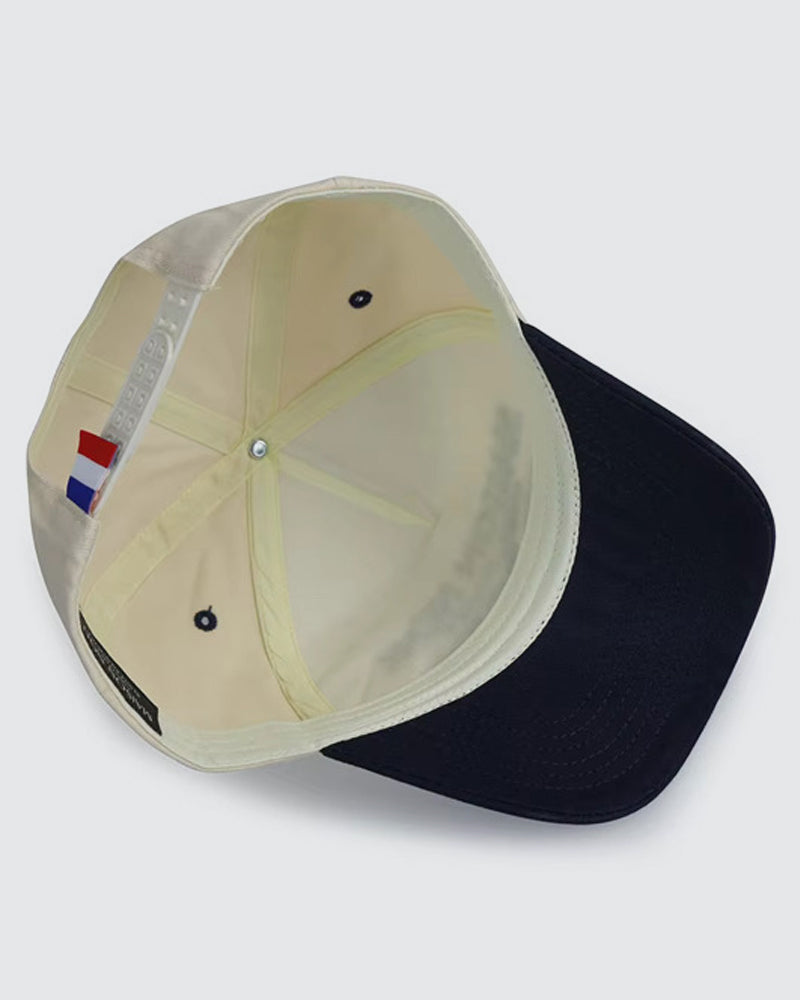 Maison Noel Hat | Cafe Montaigne